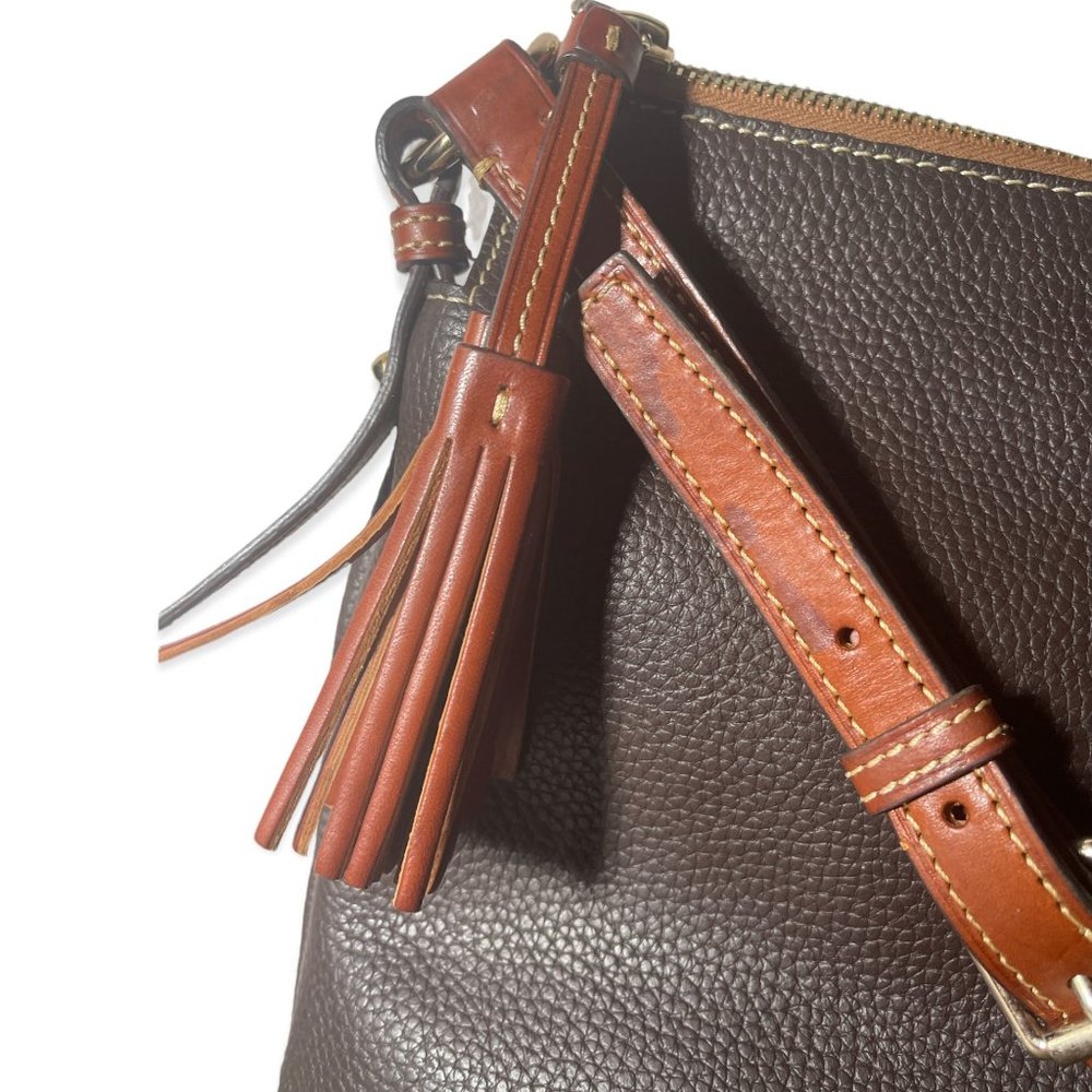 SOLD Dooney and Bourke Leather Purse - Picture 4 of 7